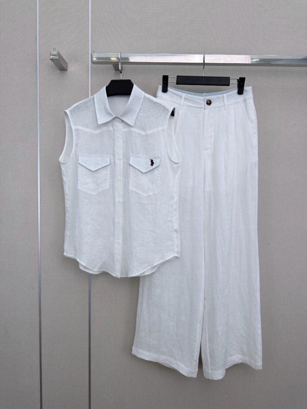 Polo Ralph Lauren White Cotton-Linen Sleeveless Shirt and Pants Set